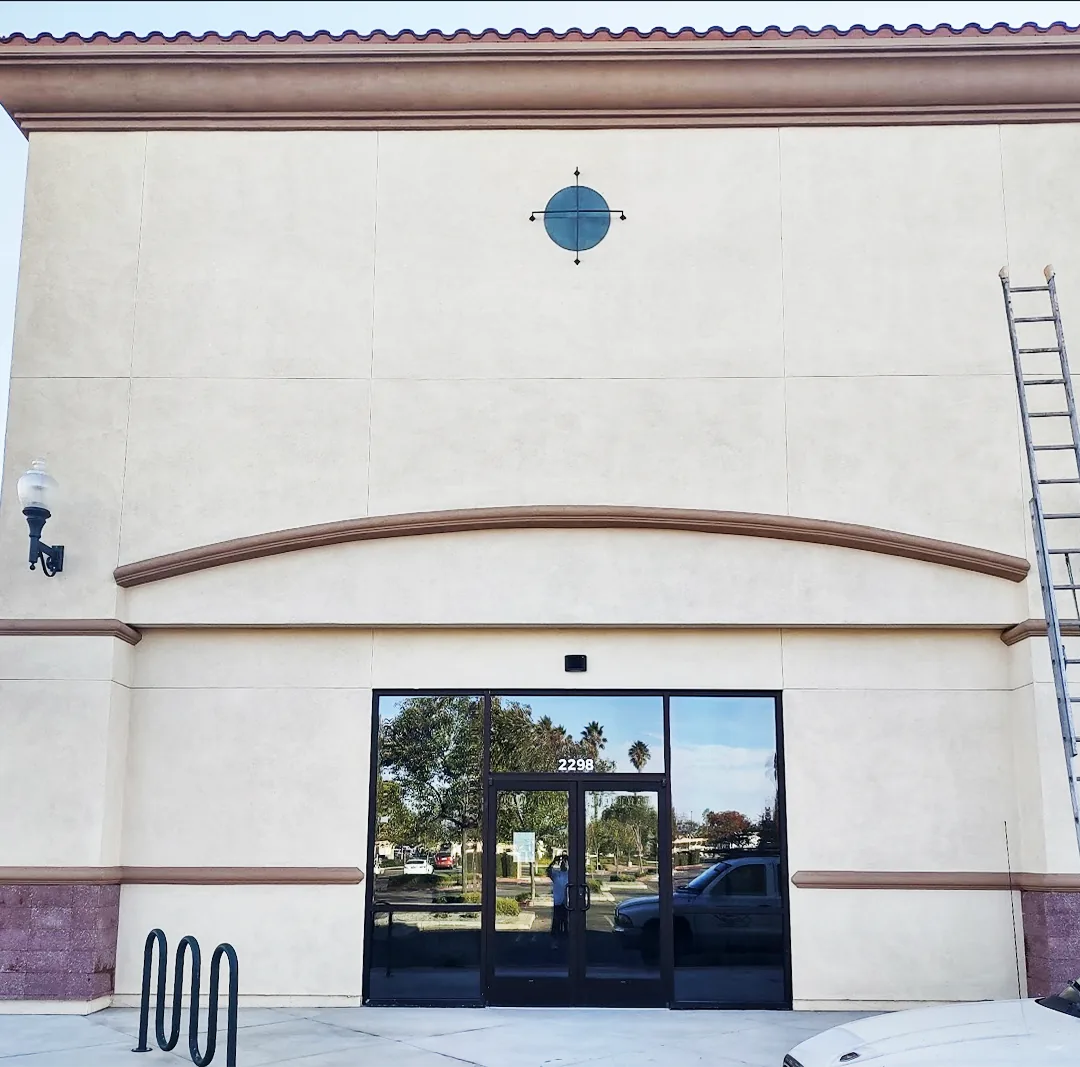 Eddie Navarro Painting exterior project
